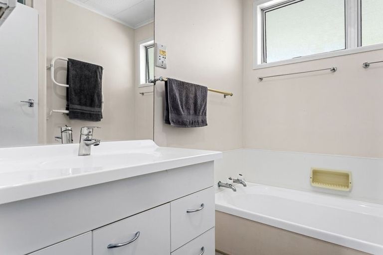 Photo of property in 16 Heale Street, Matata, Whakatane, 3194