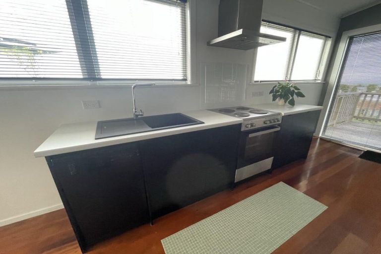 Photo of property in 134 Cornfoot Street, Castlecliff, Whanganui, 4501