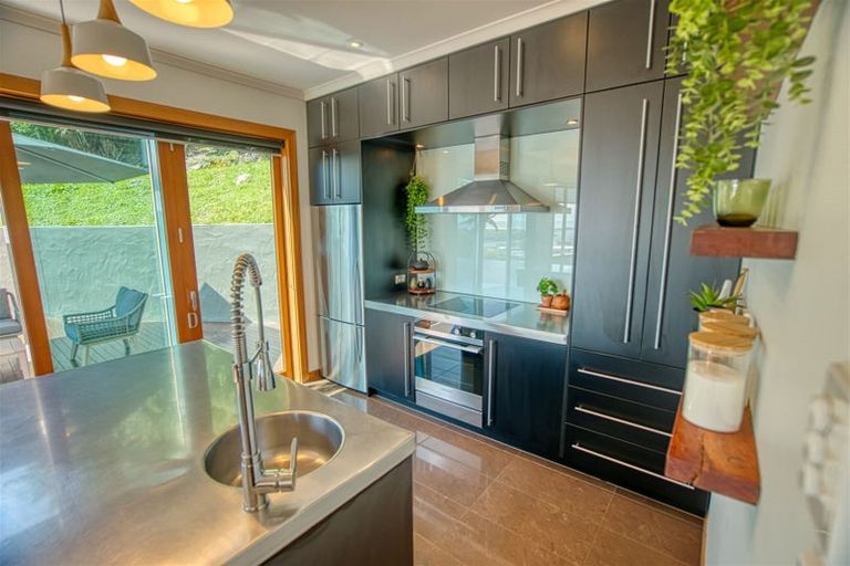 Photo of property in 41 Puketahi Street, Greymouth, 7805