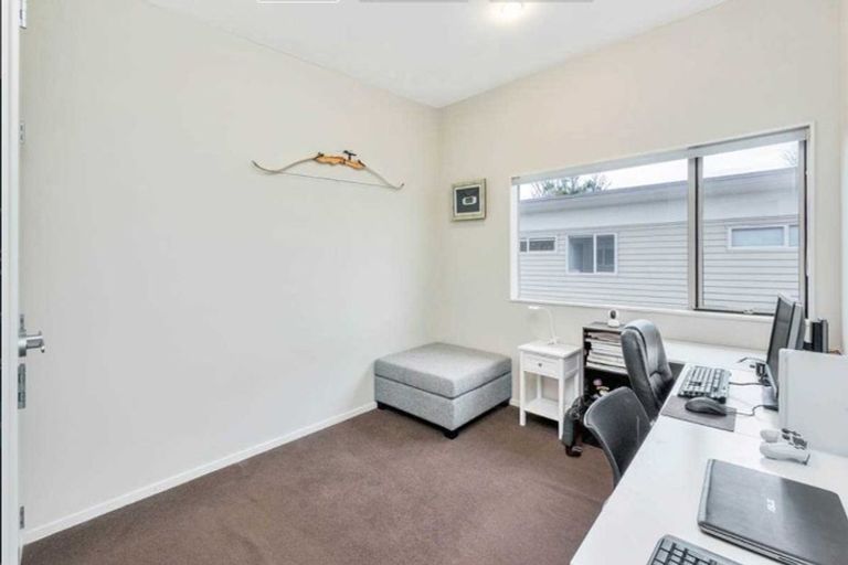 Photo of property in 6/45a Swanson Road, Henderson, Auckland, 0610