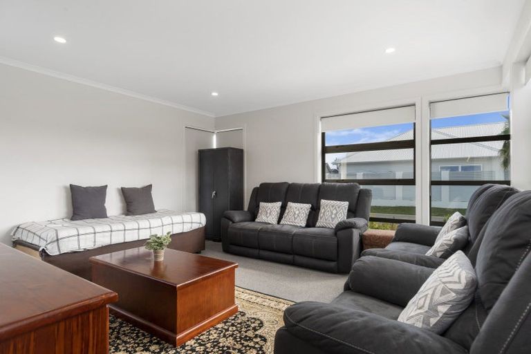 Photo of property in 18 Monilia Way, Papamoa Beach, Papamoa, 3118