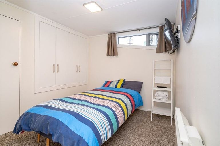 Photo of property in 128 Taieri Road, Kaikorai, Dunedin, 9010