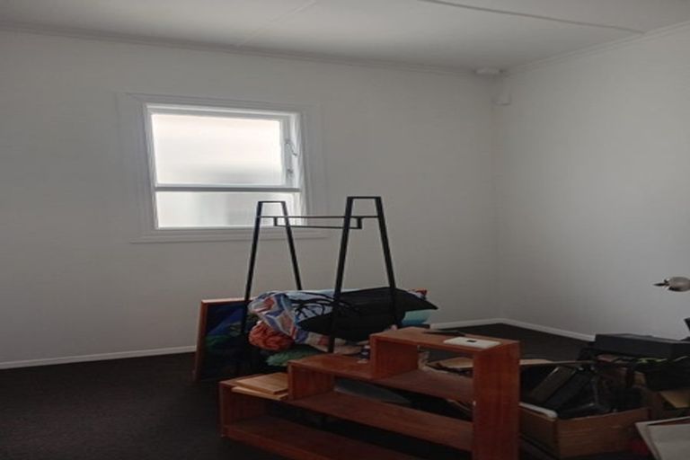 Photo of property in 15 Millward Street, Newtown, Wellington, 6021