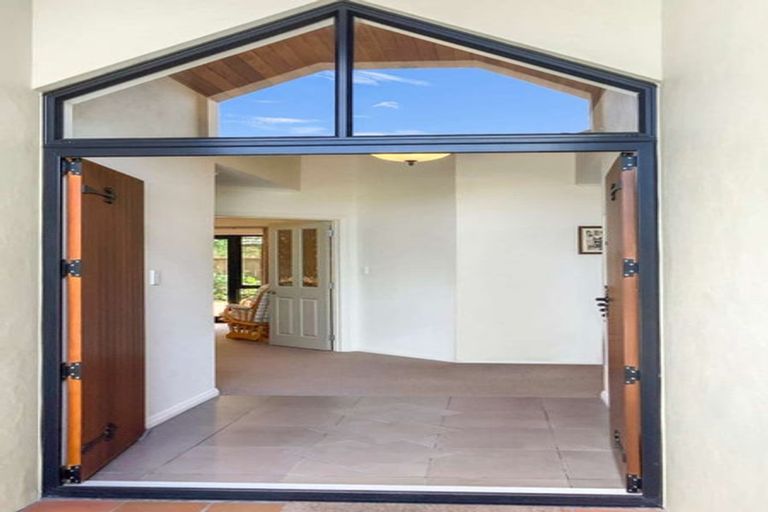 Photo of property in 15 Norfolk Drive, Cambridge, 3434