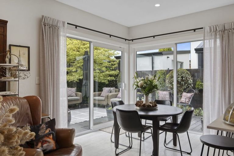 Photo of property in 152 Wairakei Road, Bryndwr, Christchurch, 8053