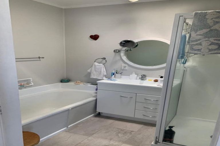 Photo of property in 58b Aorangi Road, Paraparaumu, 5032
