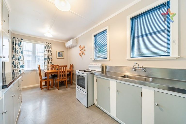 Photo of property in 38 Hunter Street, Taita, Lower Hutt, 5011