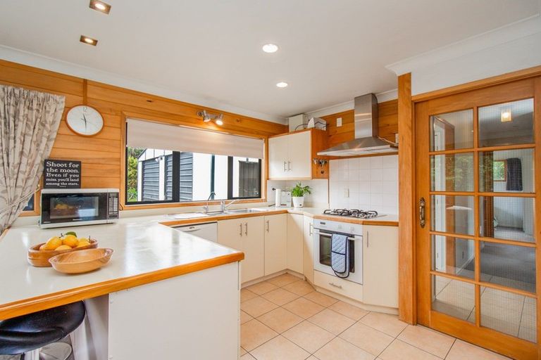 Photo of property in 12 Elmslie Place, Owhata, Rotorua, 3010