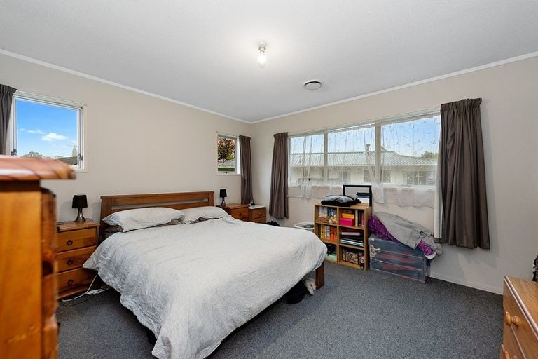 Photo of property in 21 Crescent Court, Melville, Hamilton, 3206