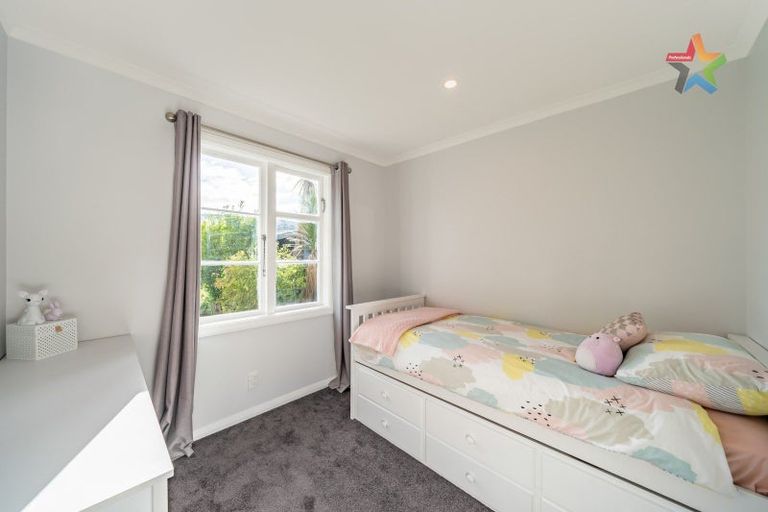 Photo of property in 21 Bledisloe Crescent, Wainuiomata, Lower Hutt, 5014