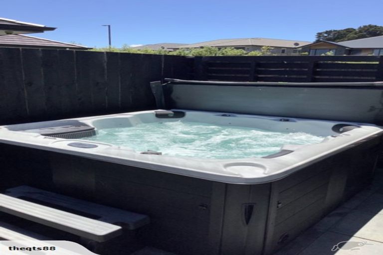 Photo of property in 38 Raithburn Terrace, Pokeno, 2402