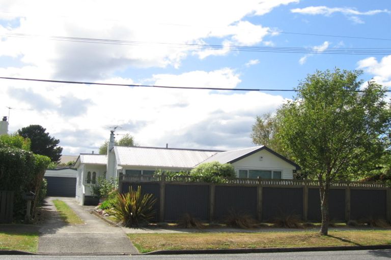 Photo of property in 18 Tararua Street, Trentham, Upper Hutt, 5018