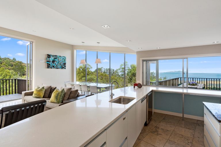 Photo of property in 197 Rodney Road, Whangateau, 0985