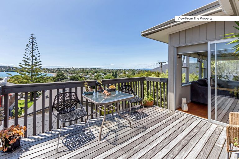 Photo of property in 31 Monyash Road, Manly, Whangaparaoa, 0930