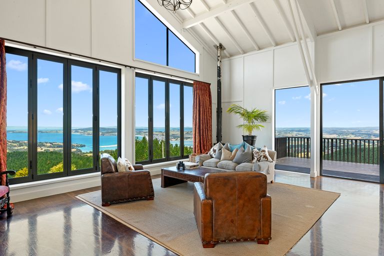 Photo of property in 197 Rodney Road, Whangateau, 0985