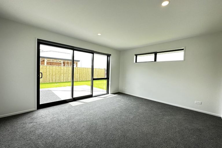 Photo of property in 4 Eileen Way, Rolleston, 7615
