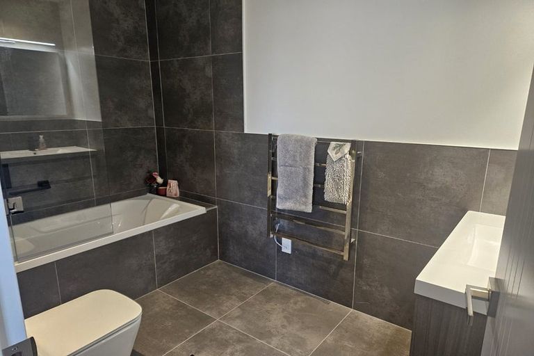 Photo of property in 15b Waka Ama Road, Karaka, Papakura, 2113