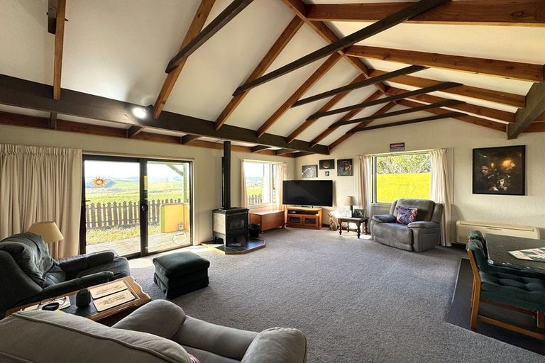 Photo of property in 2 Ridgwell Place, Stirling, 9231