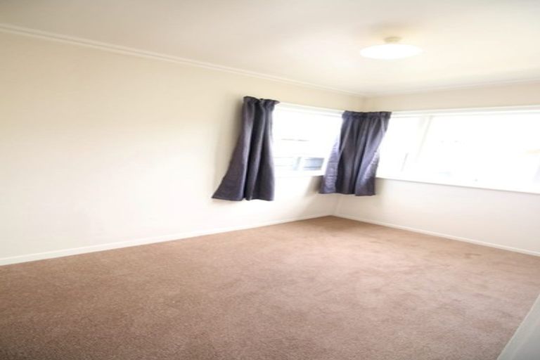 Photo of property in 27a West Coast Road, Glen Eden, Auckland, 0602