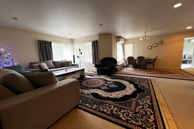 Photo of property in 7 Godwin Court, Unsworth Heights, Auckland, 0632