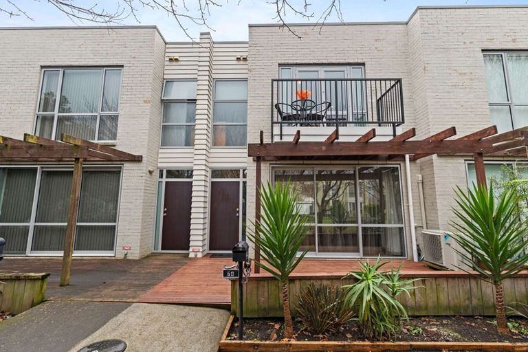 Photo of property in 74 Kuaka Drive, Takanini, 2112