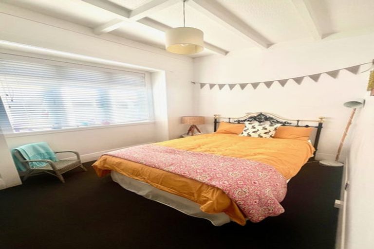 Photo of property in 23 Maungakiekie Avenue, Greenlane, Auckland, 1051