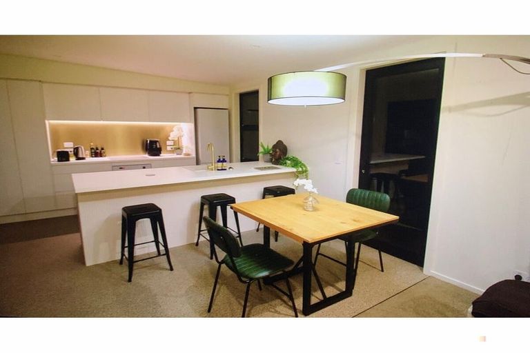 Photo of property in 43 Rhodes Street, Waimate, 7924