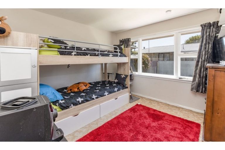Photo of property in 17 Ariel Place, Aranui, Christchurch, 8061