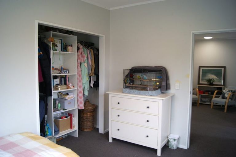 Photo of property in 78 Thurleigh Grove, Karori, Wellington, 6012