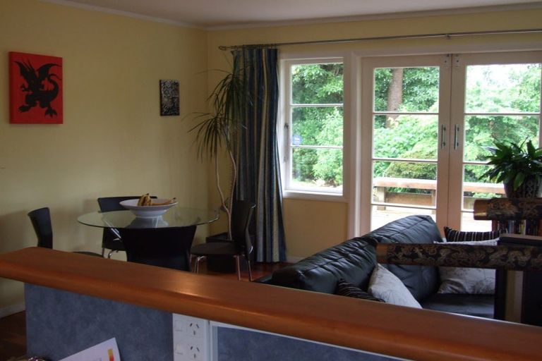 Photo of property in 37 Saint Albans Avenue, Hokowhitu, Palmerston North, 4410