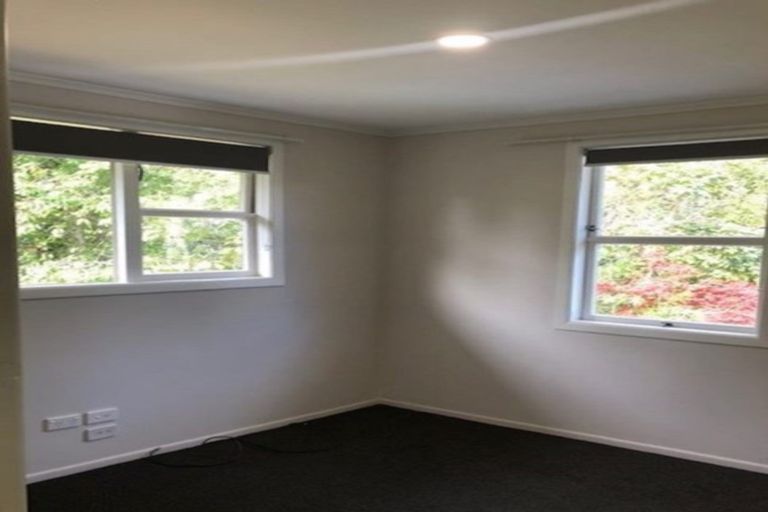 Photo of property in 8a Wharepaina Crescent, Springfield, Rotorua, 3015