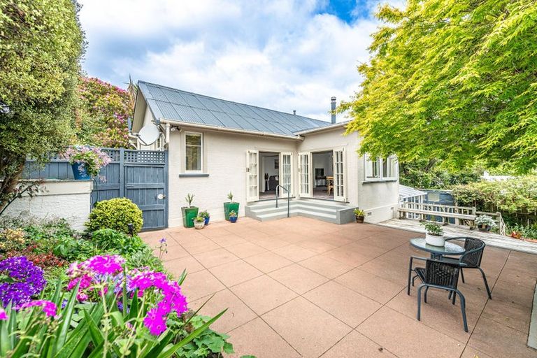 Photo of property in 1 Brassey Road, Saint Johns Hill, Whanganui, 4500