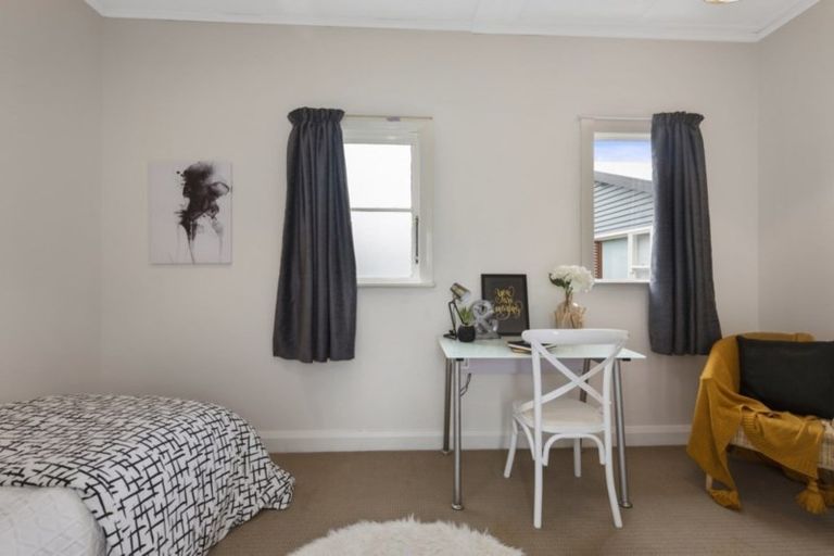 Photo of property in 18 Jessie Street, Petone, Lower Hutt, 5012