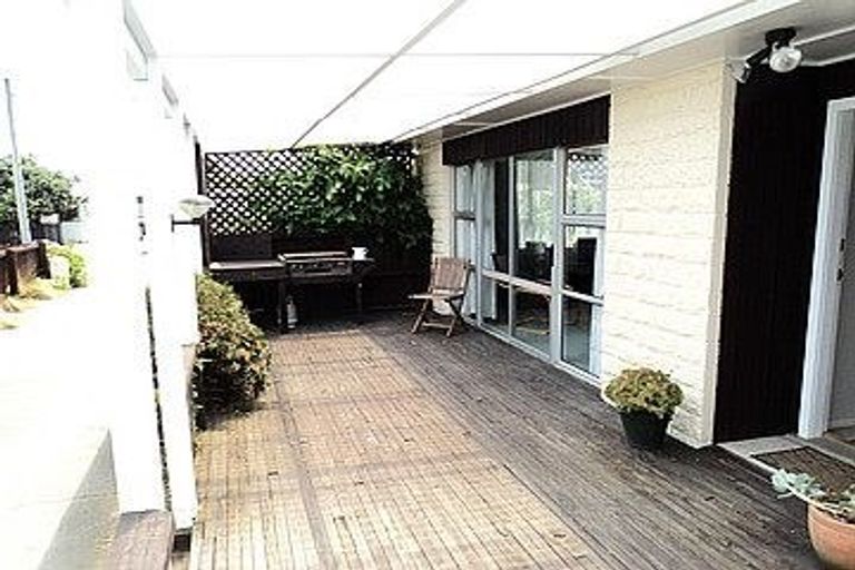 Photo of property in 27 Sandra Street, South New Brighton, Christchurch, 8062