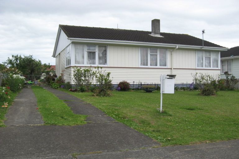 Photo of property in 55 Idlewild Avenue, Mangere, Auckland, 2022