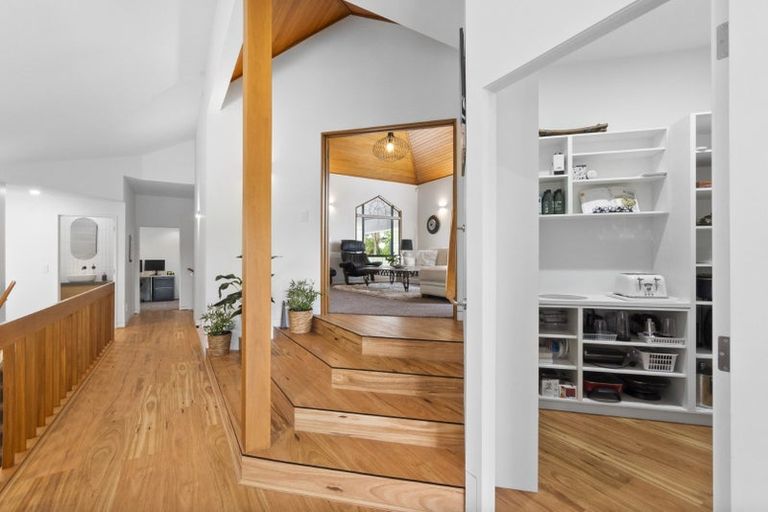 Photo of property in 2 Minchin Crescent, St Andrews, Hamilton, 3200