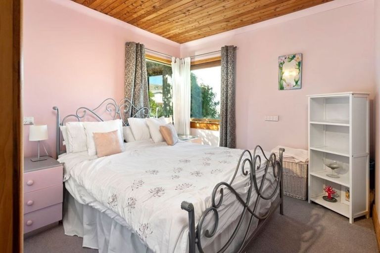 Photo of property in 14 Te Ra Crescent, Diamond Harbour, 8972