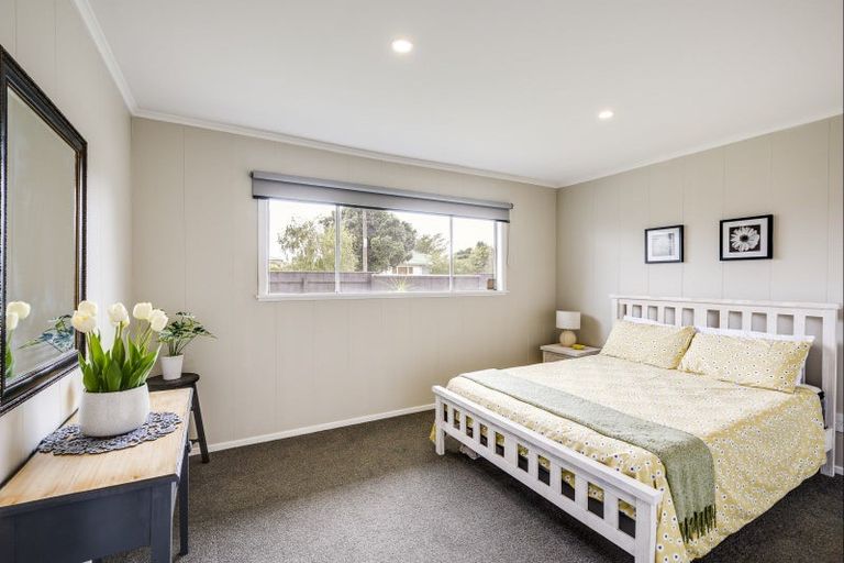 Photo of property in 2/1 Hitchings Avenue, Onekawa, Napier, 4110