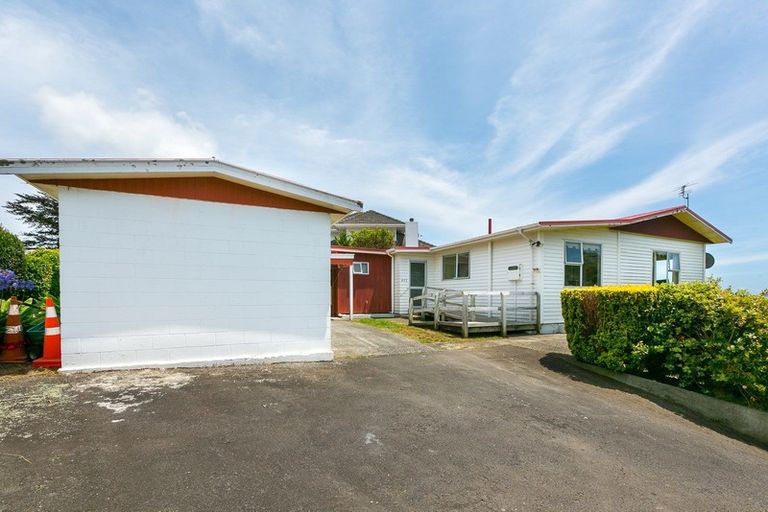 Photo of property in 403 Devon Street West, Lynmouth, New Plymouth, 4310