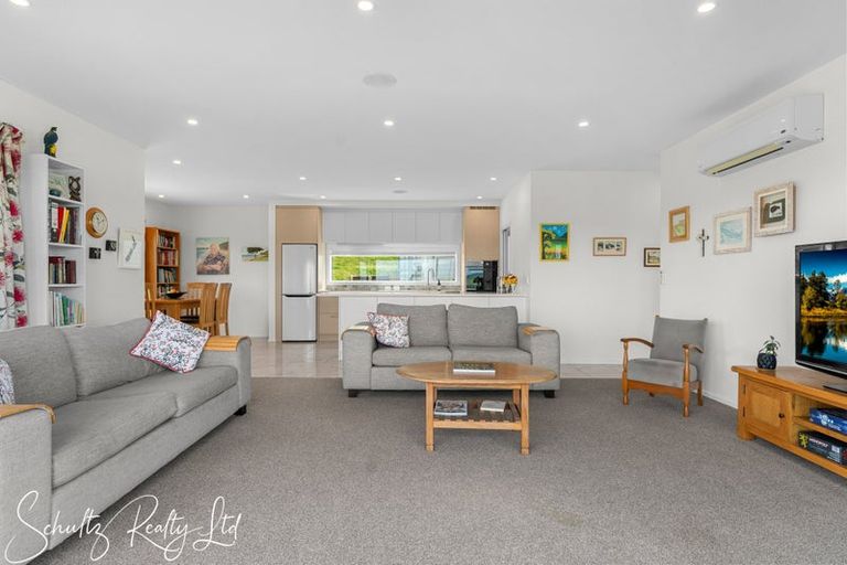 Photo of property in 67 Te Pahi River Drive, Paparoa, 0583