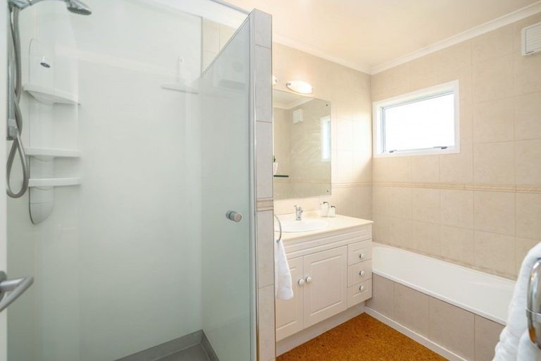 Photo of property in 6 Ngaio Place, Lansdowne, Masterton, 5810