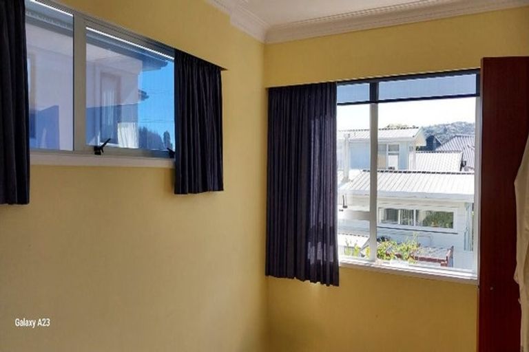 Photo of property in 1 Orr Crescent, Hutt Central, Lower Hutt, 5011