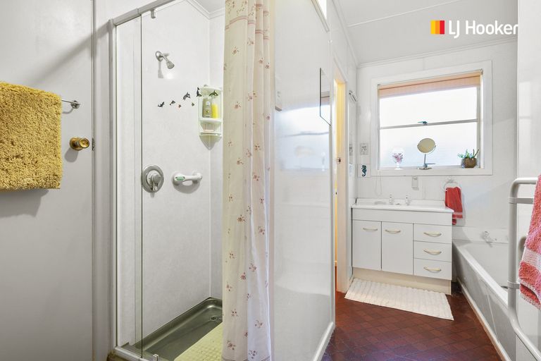 Photo of property in 64 Hunt Street, Andersons Bay, Dunedin, 9013