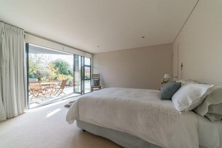 Photo of property in 1 Waimana Place, Wanaka, 9305