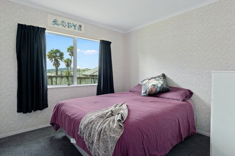 Photo of property in 9 Whitby Place, Welcome Bay, Tauranga, 3112