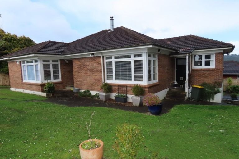 Photo of property in 225 Titirangi Road, Titirangi, Auckland, 0604