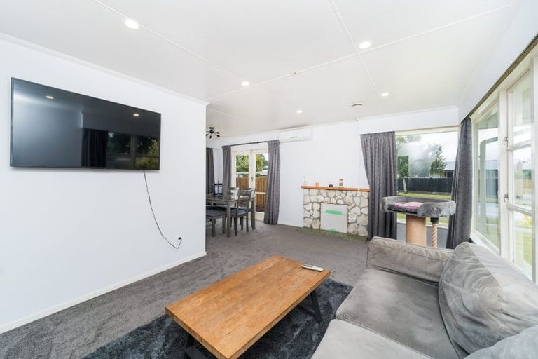 Photo of property in 35 Karamea Crescent, Kelvin Grove, Palmerston North, 4414