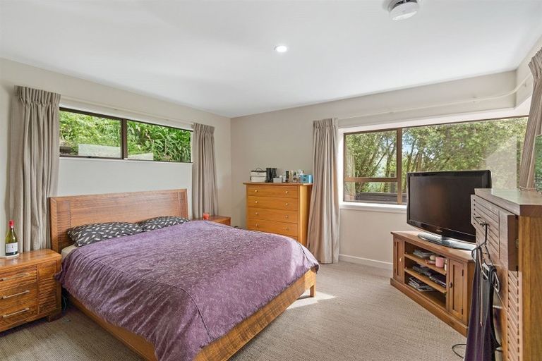 Photo of property in 2 Cannon Hill Crescent, Mount Pleasant, Christchurch, 8081