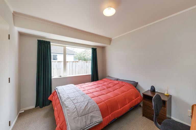 Photo of property in 2a Belfast Place, Roslyn, Palmerston North, 4414
