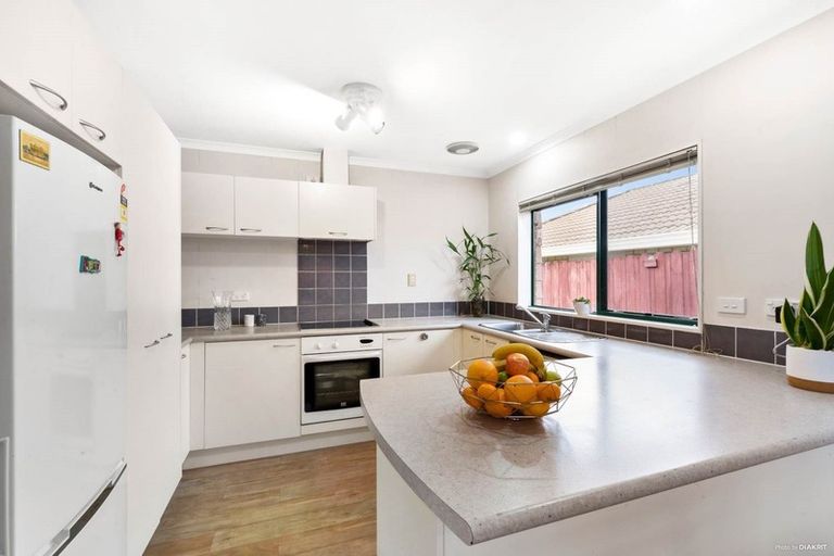 Photo of property in 6 Caldecote Place, Flat Bush, Auckland, 2019